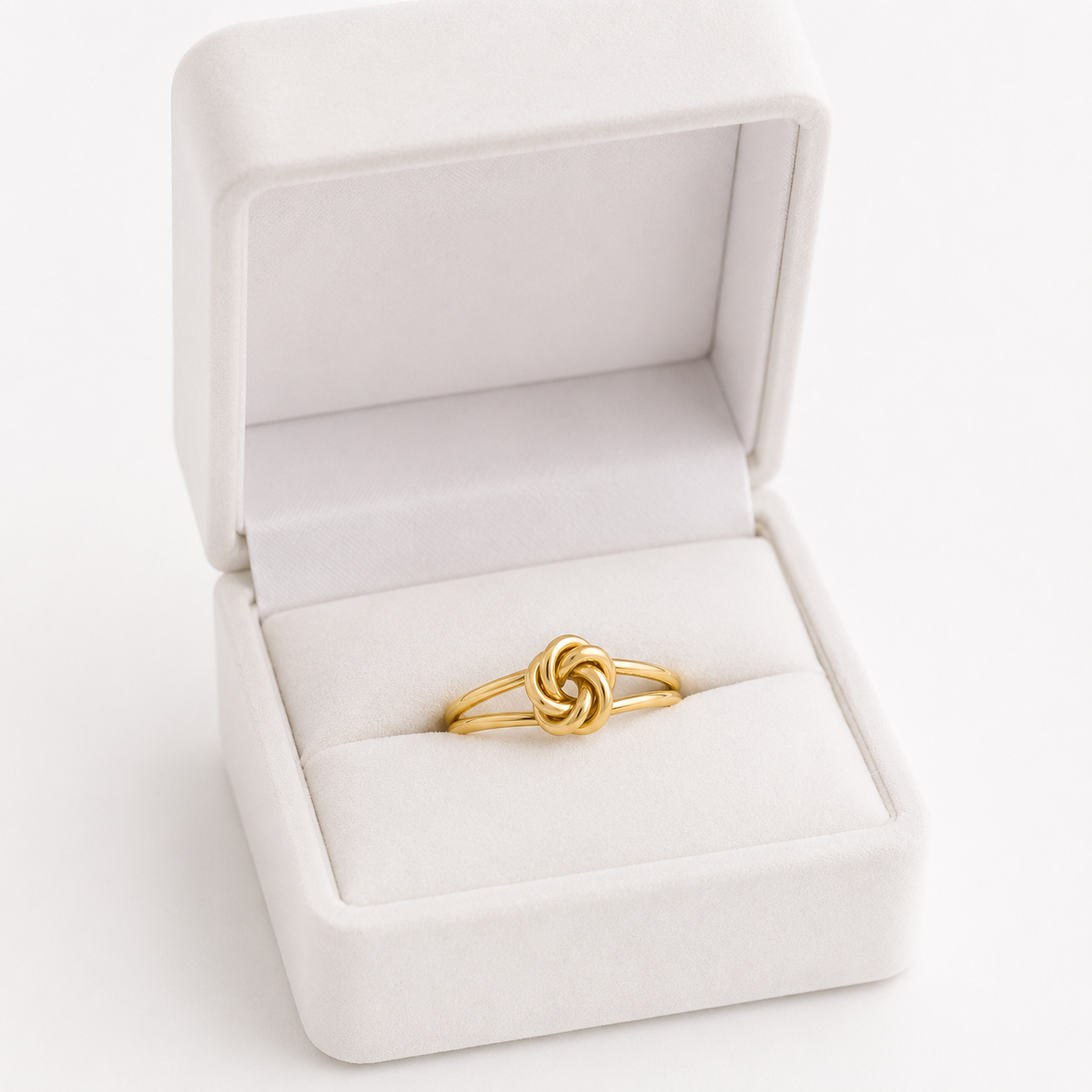 IMPERA Infinity Knot Ring – 10K Gold