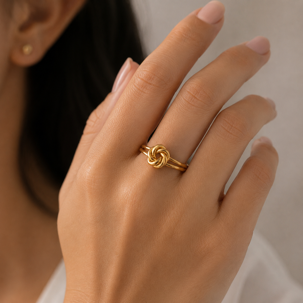 IMPERA Infinity Knot Ring – 10K Gold