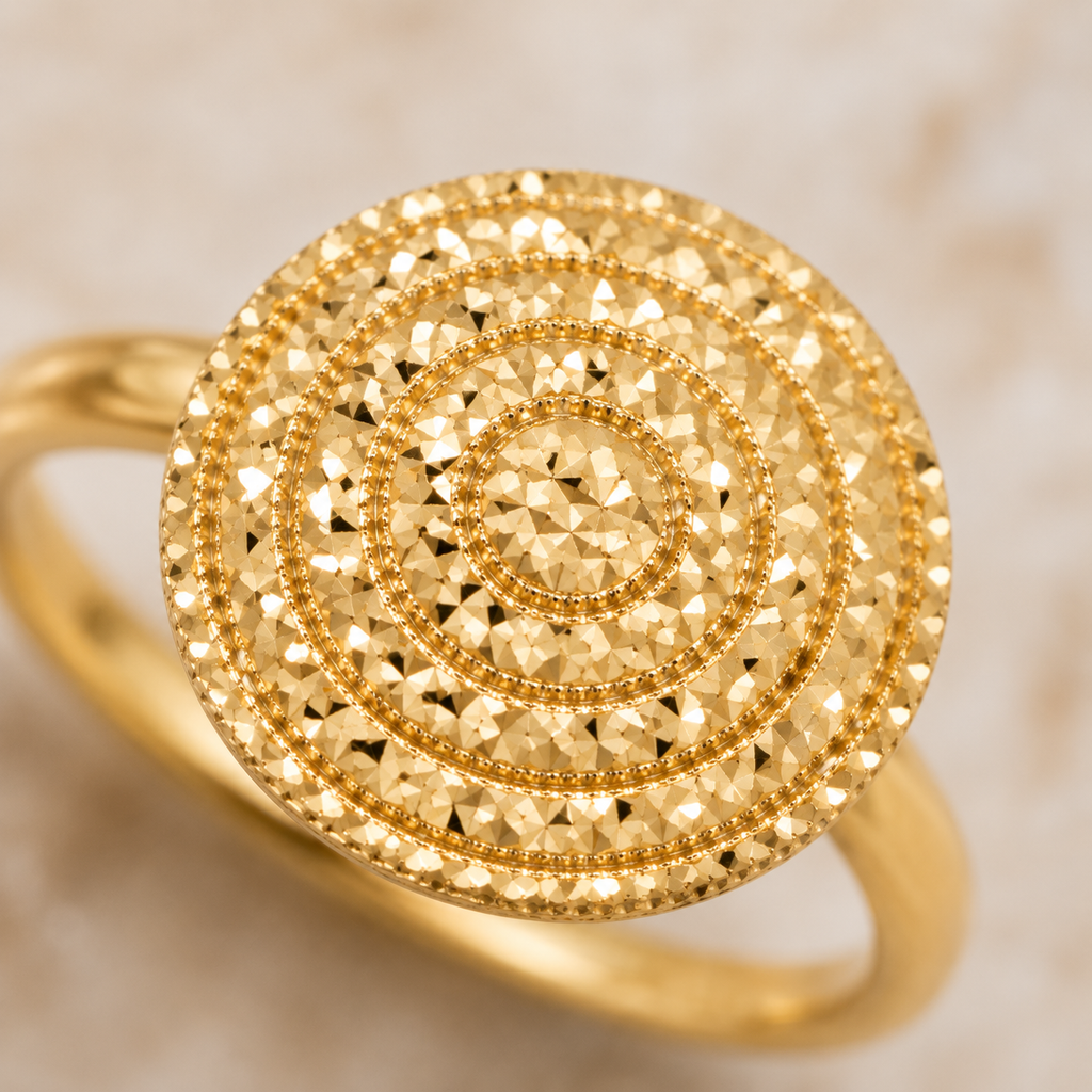 IMPERA Radiant Circle Ring – 10K Gold
